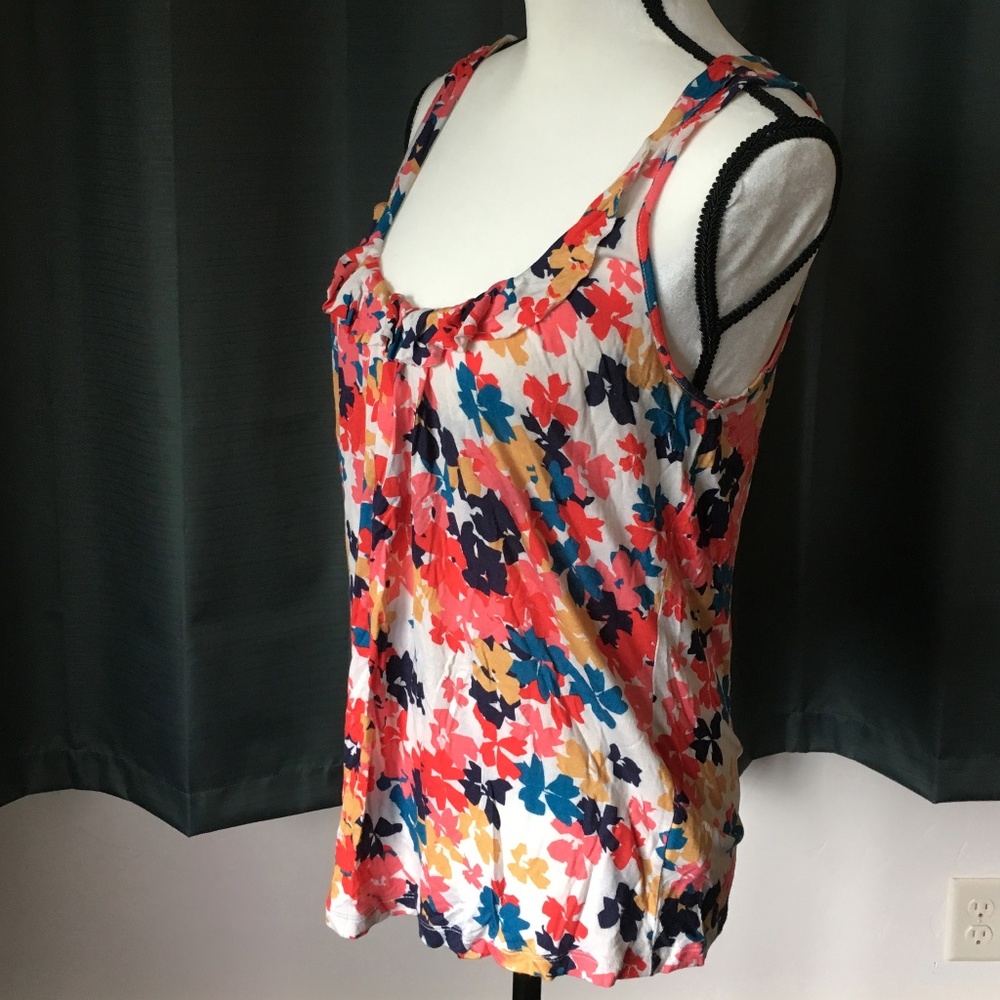 Floral Tank - Picture 3 of 4